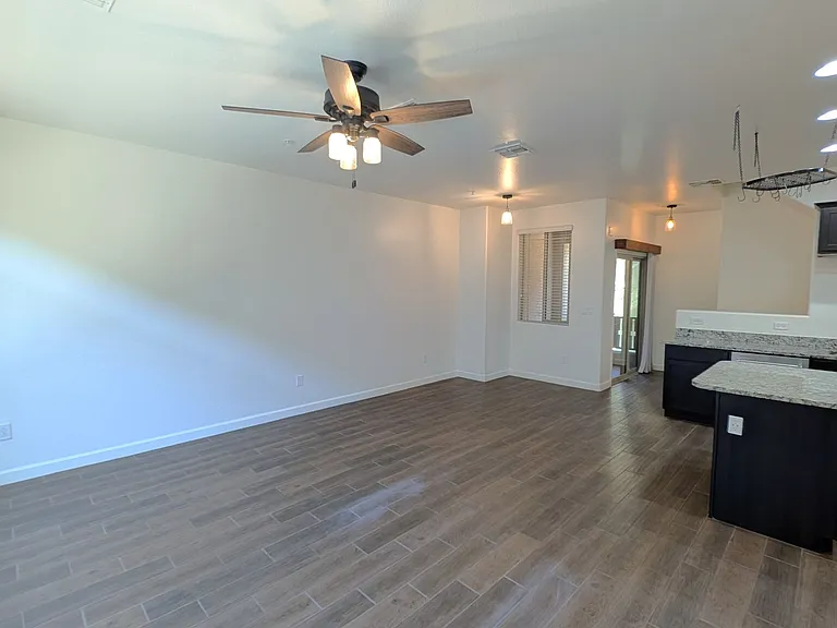 240 W Juniper Ave #1124 — Photo 11