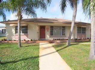 1111 N Lakeside Dr, Lake Worth, FL 33460