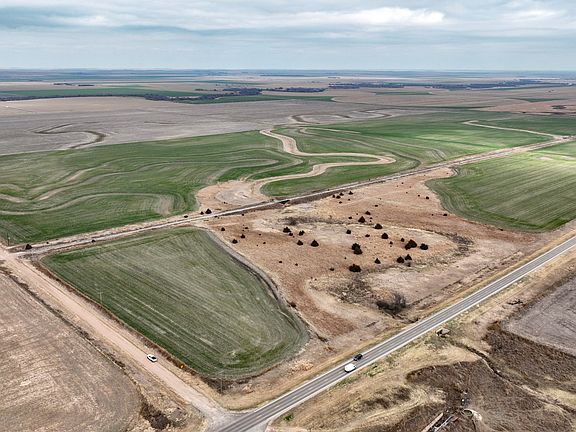 3rd image of 567 K156 Hwy