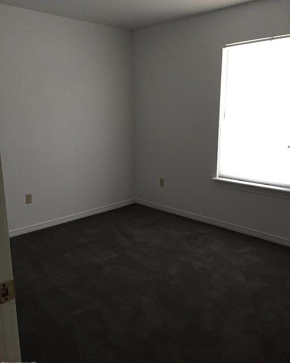 1st image of 2704 9th Ave #B