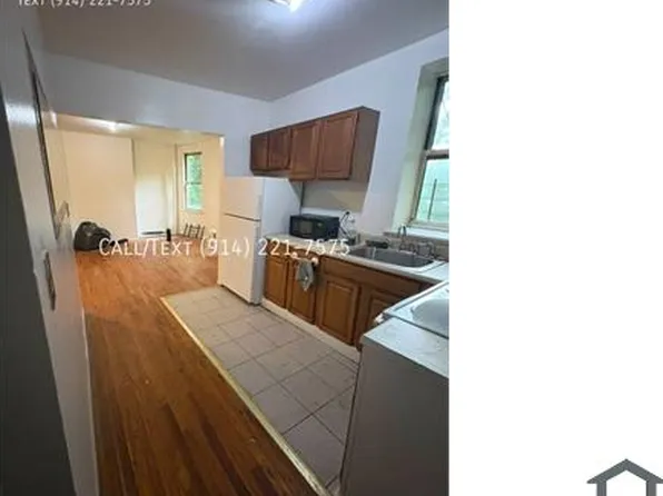 10 Mooney Pl, Yonkers, NY
