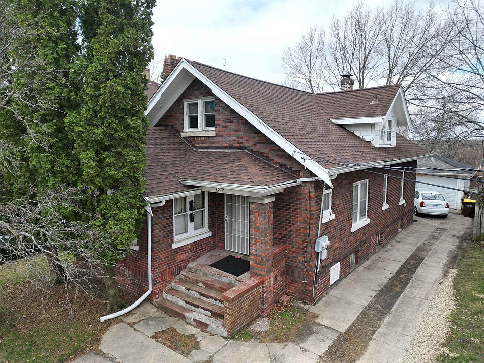 1st image of 1319 19th St