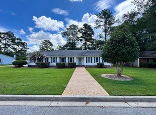 2232 Oakgrove Cir, Valdosta, GA 31602