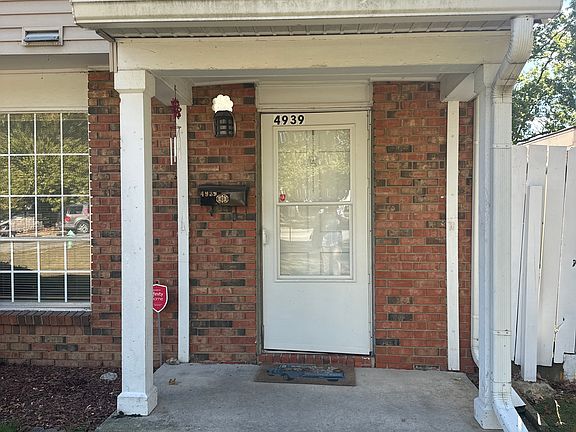 4th image of 4939 Oakwood Trl