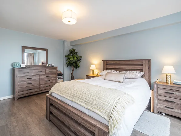 85-15 Main Street image 20 of 26