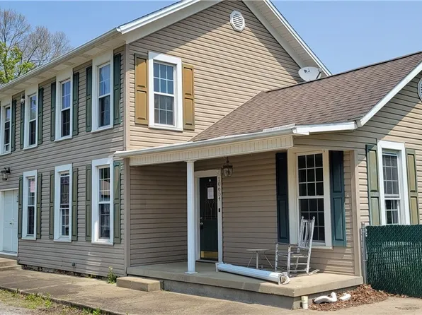 10654 Green St, East Rochester, OH 44625