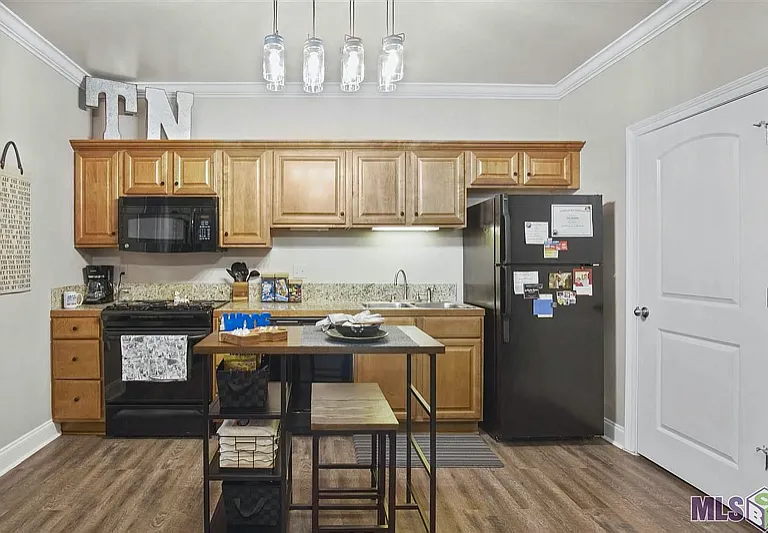 888 S Kenilworth Pkwy #D — Photo 1