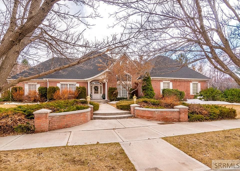 1st image of 117 W Stone Run Ln
