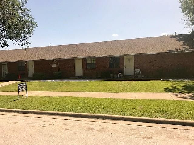 1st image of 204 S 11th St APT 104