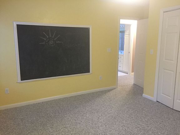 5th image of 150 Ann Cir