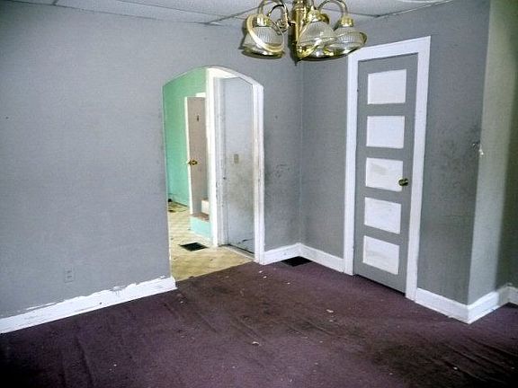 3rd image of 938 Moreland Ave