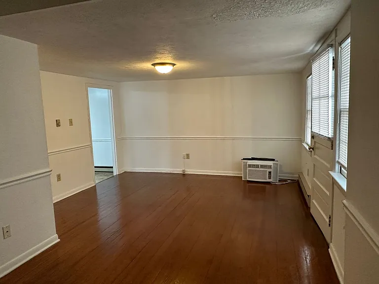 22 Peyton St — Photo 11
