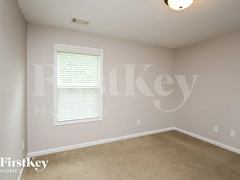 6310 Spring Cove Dr — Photo 12