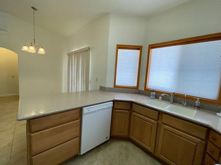3610 Breakwater Dr — Photo 19
