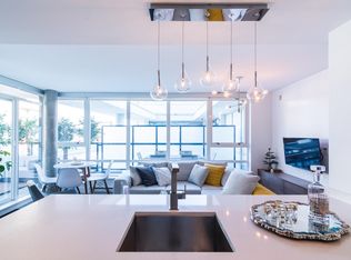 928 Beatty St UNIT 305, Vancouver, BC V6Z 3G6