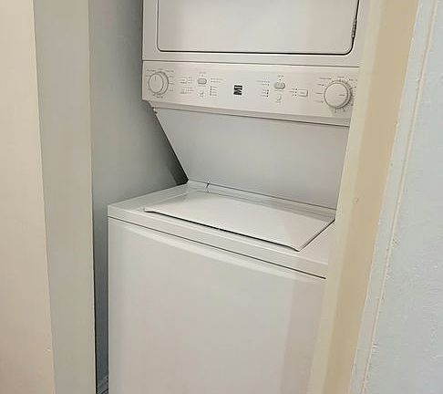 5th image of 4313 & 4315 Appleton Ave #4315