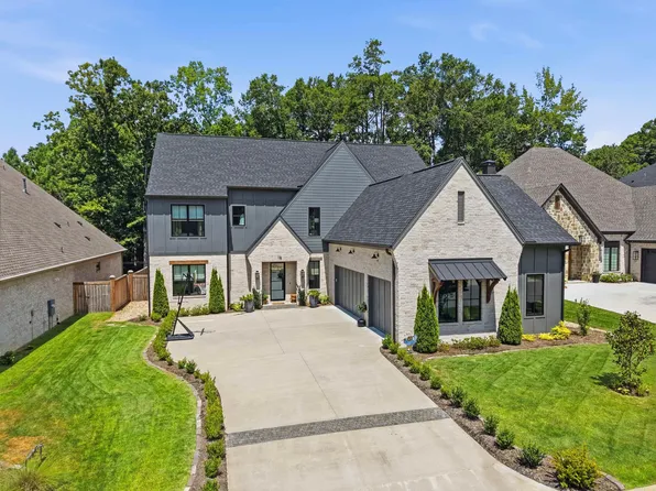 16 Mereville Pl, Little Rock, AR 72223
