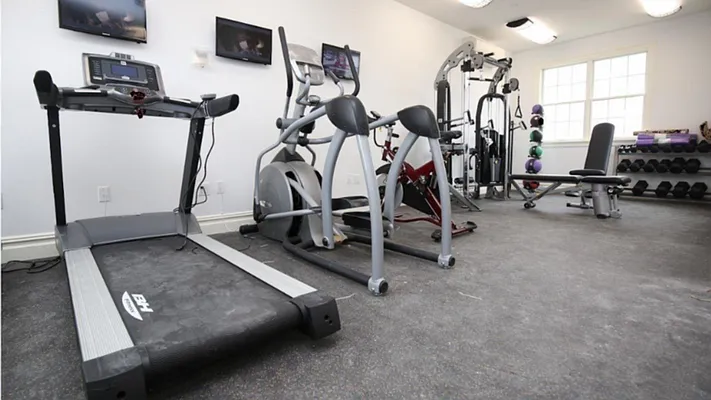 Rented by Nooklyn NYC LLC | media 60