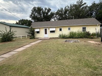 308 S Humbolt Ave, Ellinwood, KS, 67526