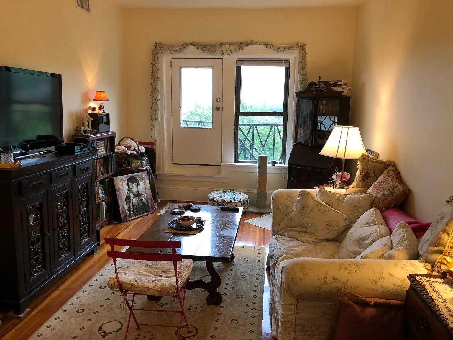 2 bed, $3,200 — Photo 2
