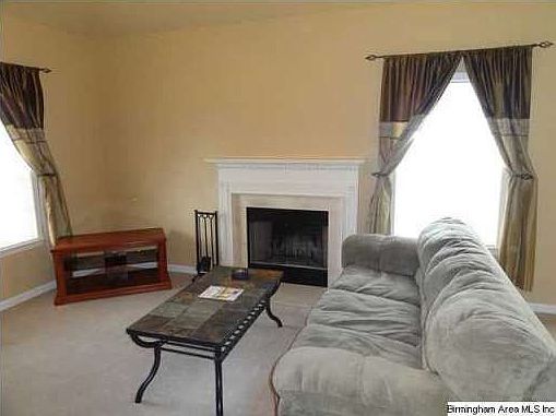 2nd image of 104 Rockbrook Ln