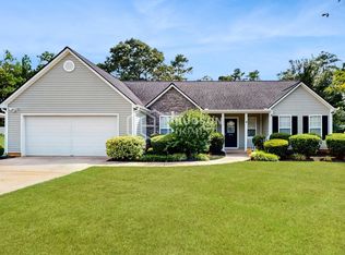 703 Manor Ridge Dr, Loganville, GA 30052