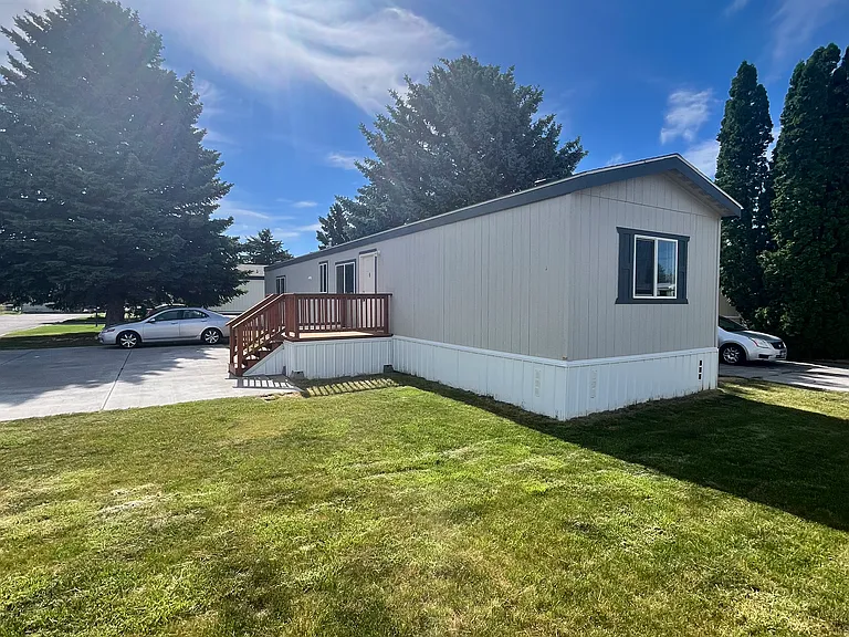 1804 N Pinewood Dr — Photo 12
