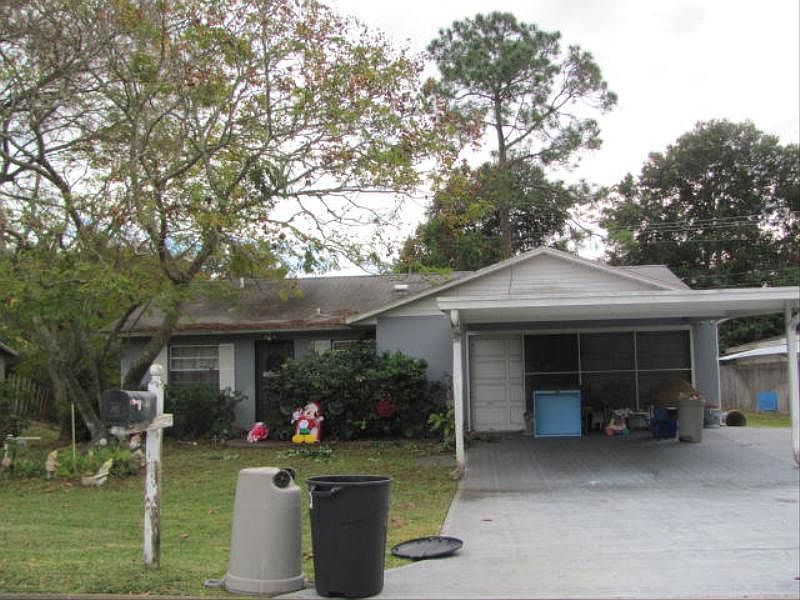 1st image of 1202 Vanderbilt Dr