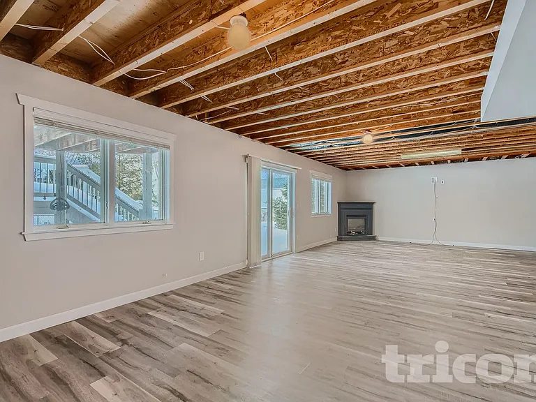2056 Staghorn Dr — Photo 30