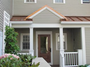 198 Islington St APT 12, Portsmouth, NH 03801