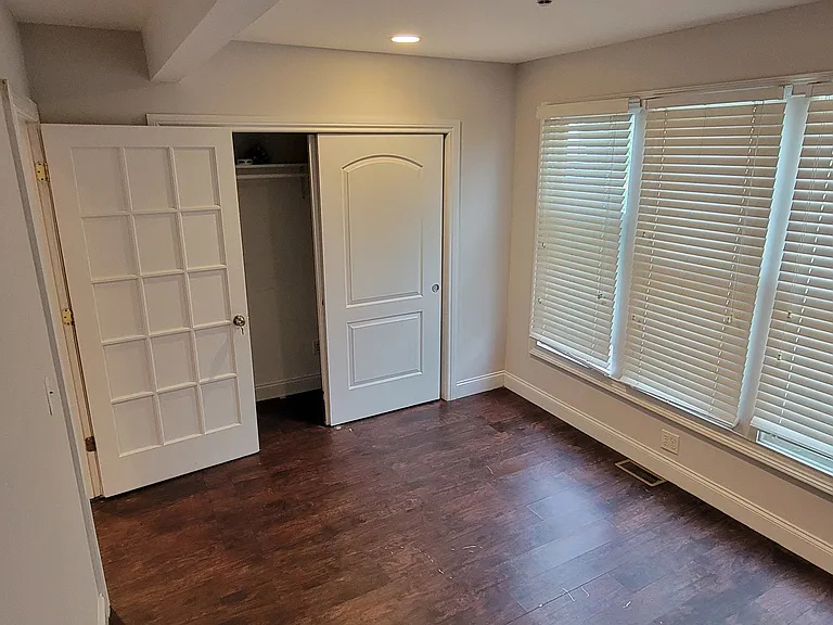 144 W John St #1 — Photo 12