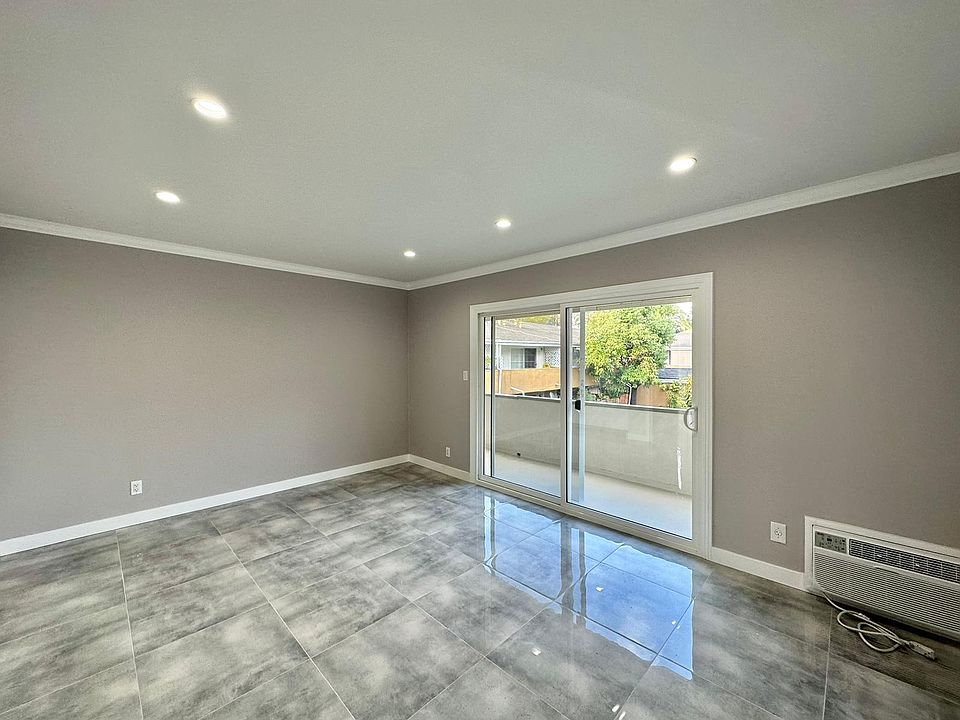 1st image of 6153 Lexington Ave APT 31