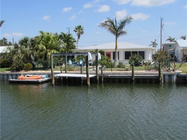 3797 Emerald Ave, Saint James City, FL 33956