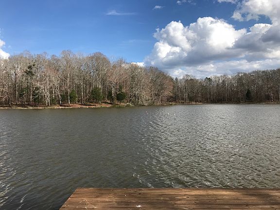 4th image of 4304 Pebble Shore Dr