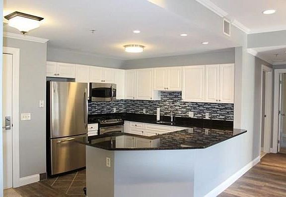 5th image of 614 Pond St Unit 110
