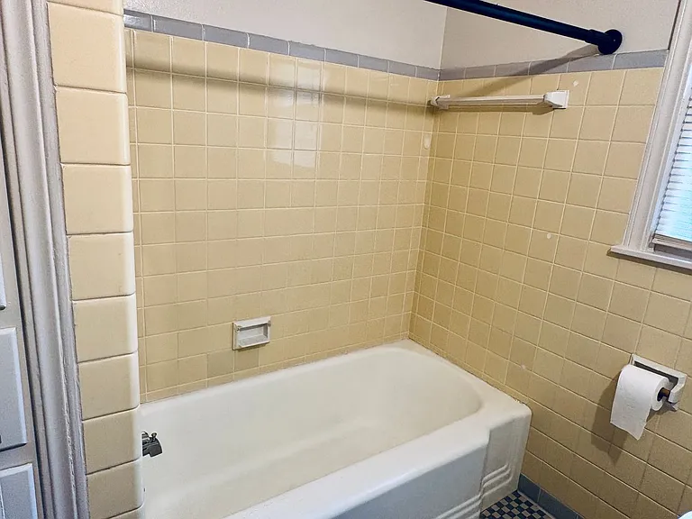5305 N Walker Ave — Photo 12