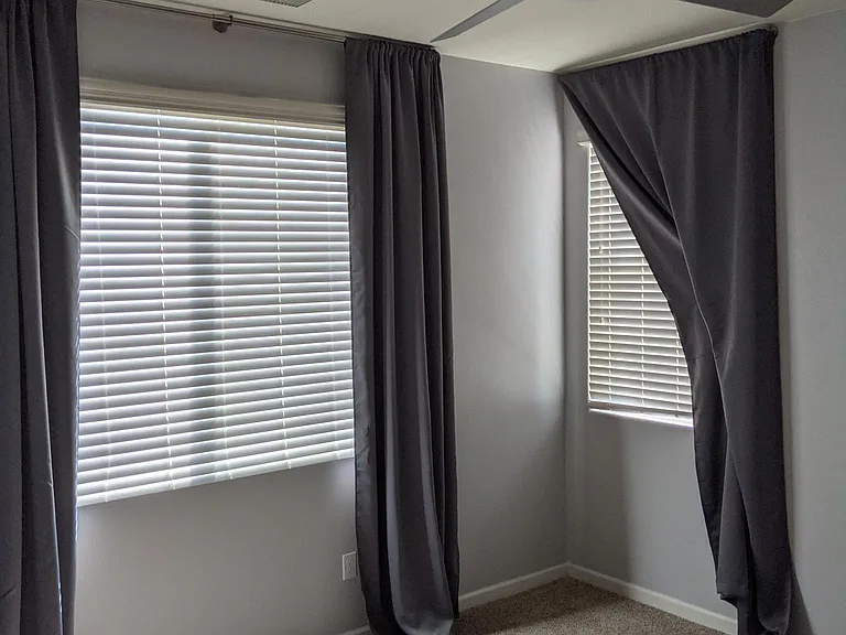 2216 Lombard Ln — Photo 12