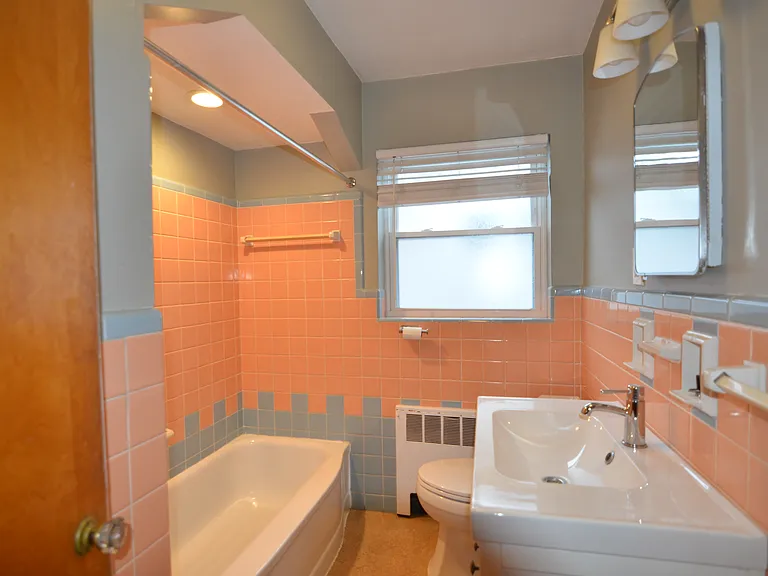 6834 Park Ave — Photo 10