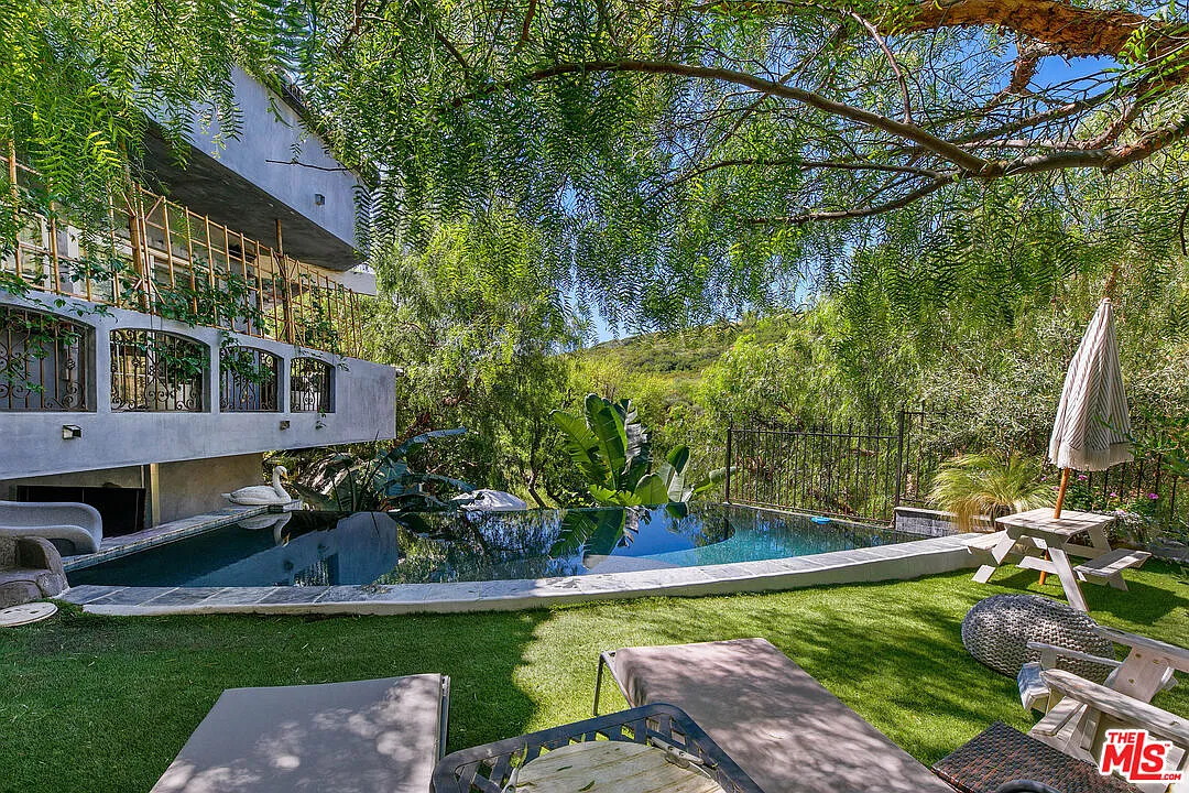 6 bed, 8.0 bath, 4500 sqft, $24,500 — Photo 1