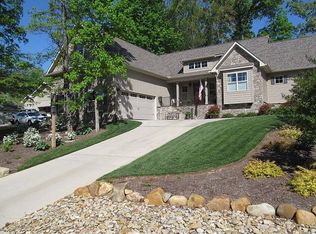 303 Tahlequah Dr, Loudon, TN 37774