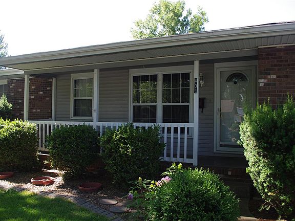 2nd image of 409 Dartmouth Dr