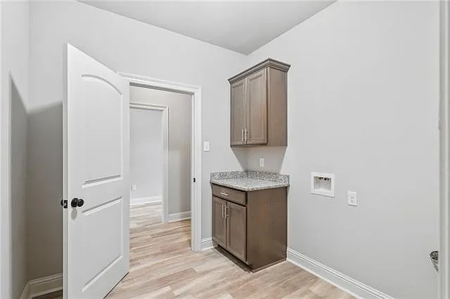 736 Jackson Ct — Photo 18