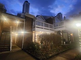 2618 S Arlington Mill Dr, Arlington, VA