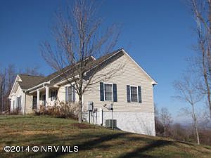 1st image of 40 Woodridge Dr