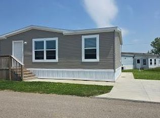 1422 Center Dr #130, Alden, NY 14004