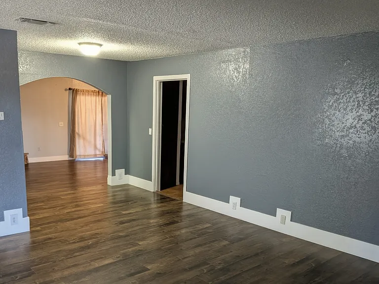 4905 Raley Blvd — Photo 7