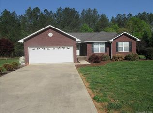 37987 Trinity Cir, New London, NC 28127