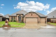 Lindsey Ln-0105-001.jpg