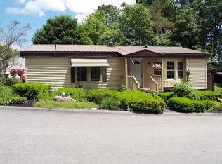 12 Mathew Cir, Goffstown, NH 03045