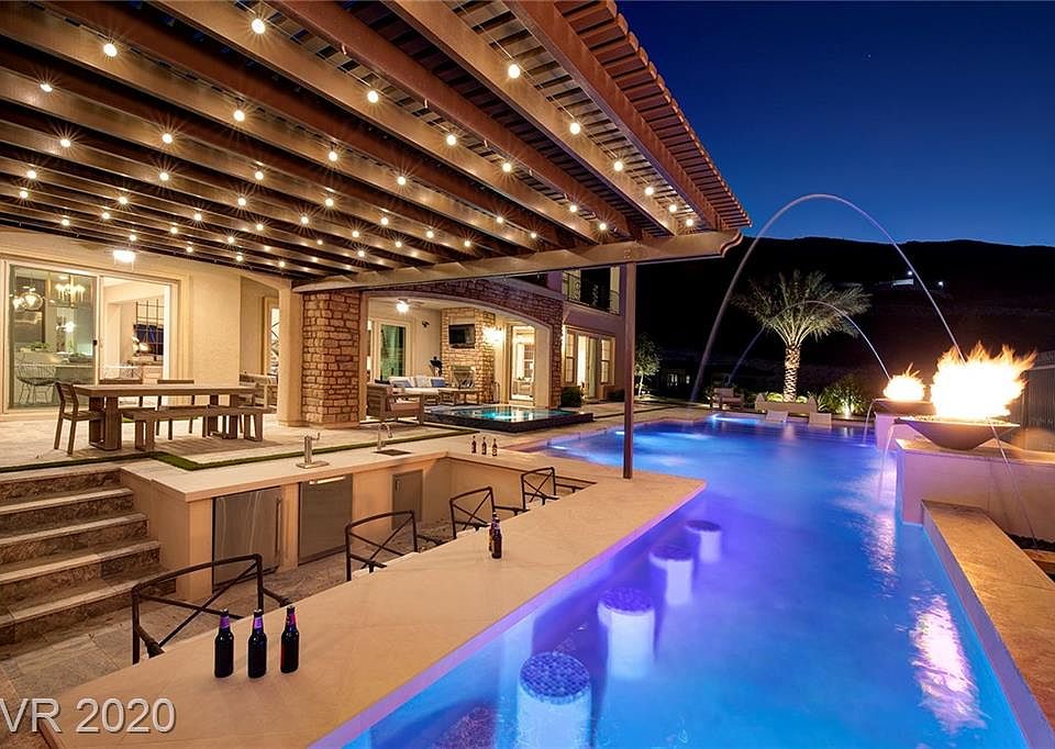 ヴィオテラス Successive (54884) Carpet Tile | Philadelphia Commercial